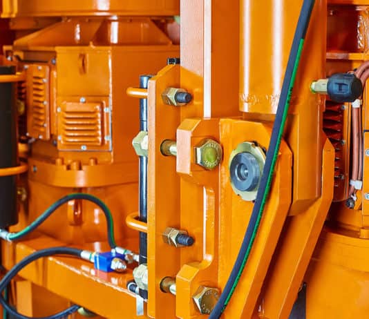 Unde mă uit prima oară când mă confrunt cu un defect al pompei hidraulice?